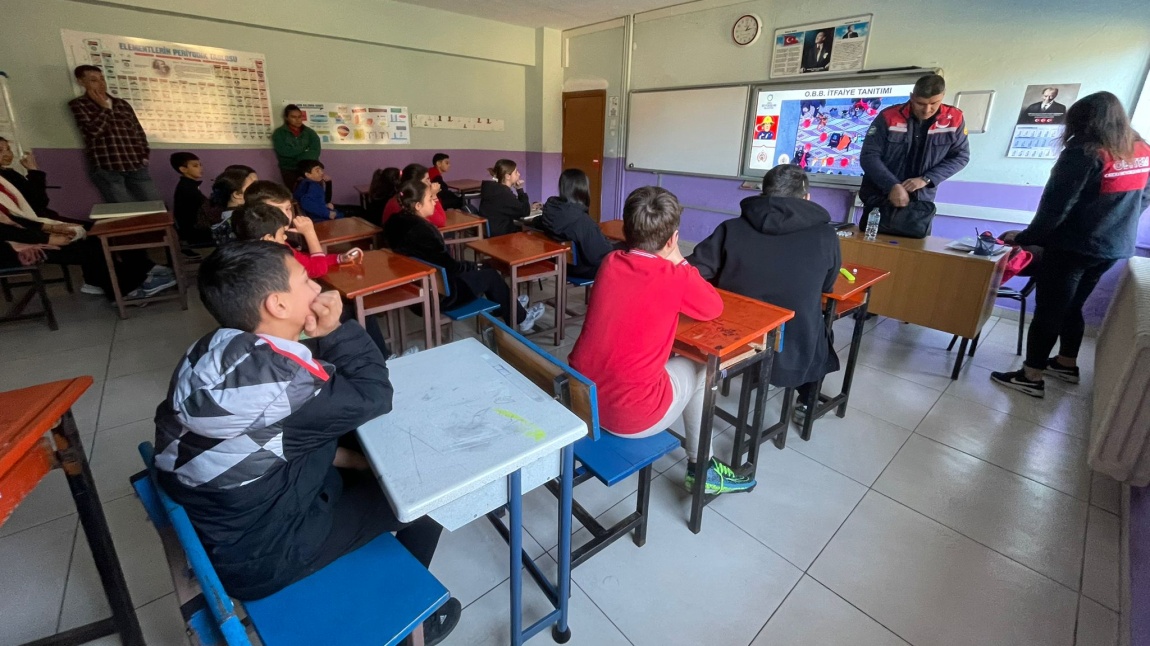 Okulumuzda Yangın ile İlgili Bilgilendirme Yapıldı