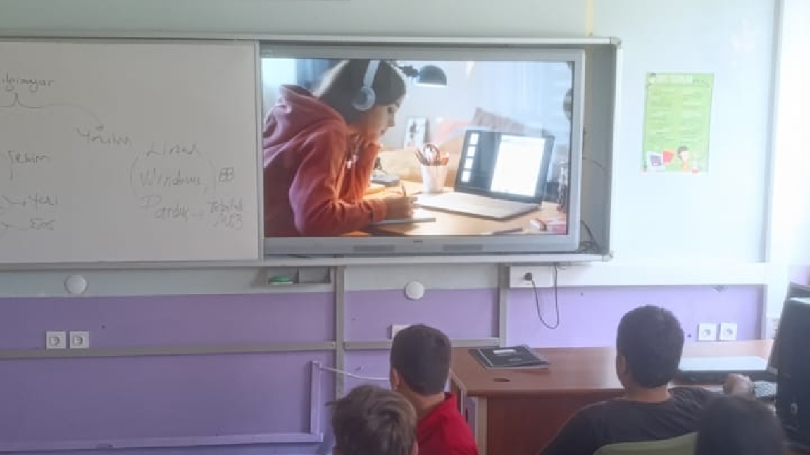 Öğrencilerimize Mebi Tanıtımı Yaptık